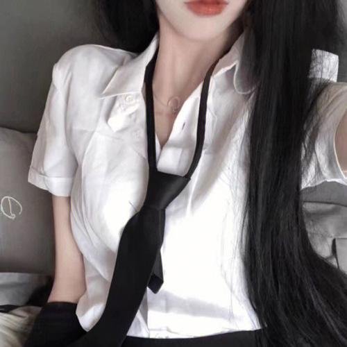 窄路微尘